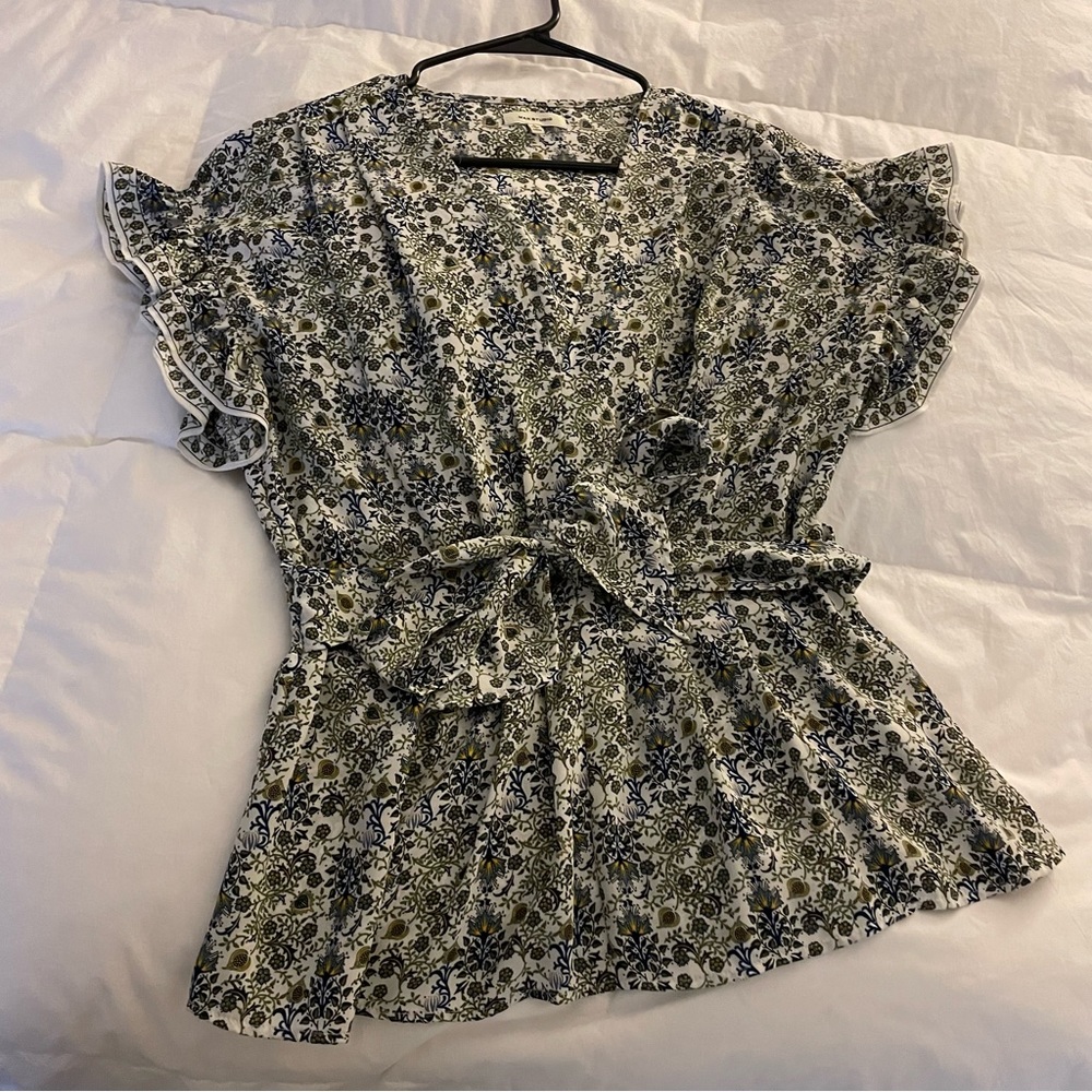 Max Studio Flutter Sleeve Floral Tie Waist Blouse